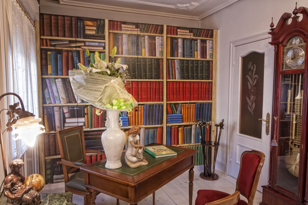 Hostal Boutique Puerta Del Sol トレラベーガ エクステリア 写真