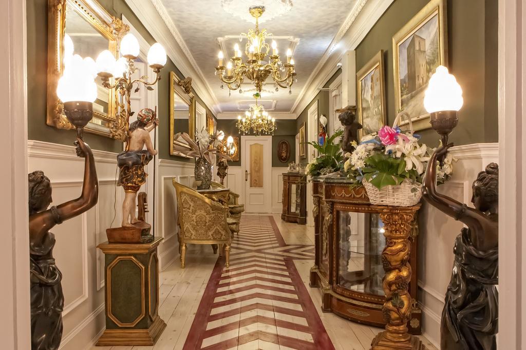 Hostal Boutique Puerta Del Sol トレラベーガ エクステリア 写真