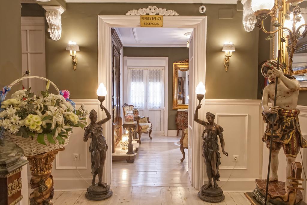 Hostal Boutique Puerta Del Sol トレラベーガ エクステリア 写真