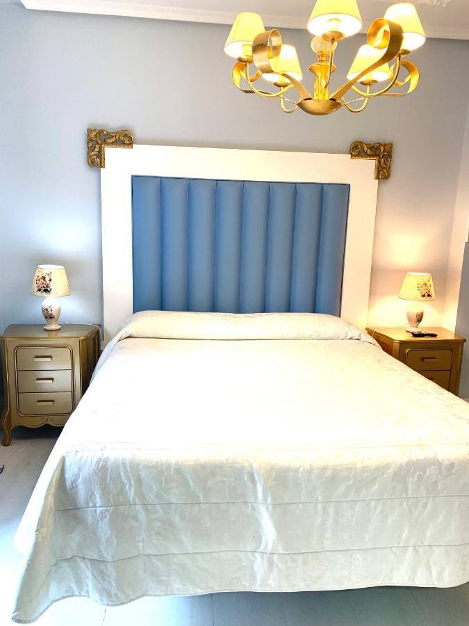 Hostal Boutique Puerta Del Sol トレラベーガ エクステリア 写真