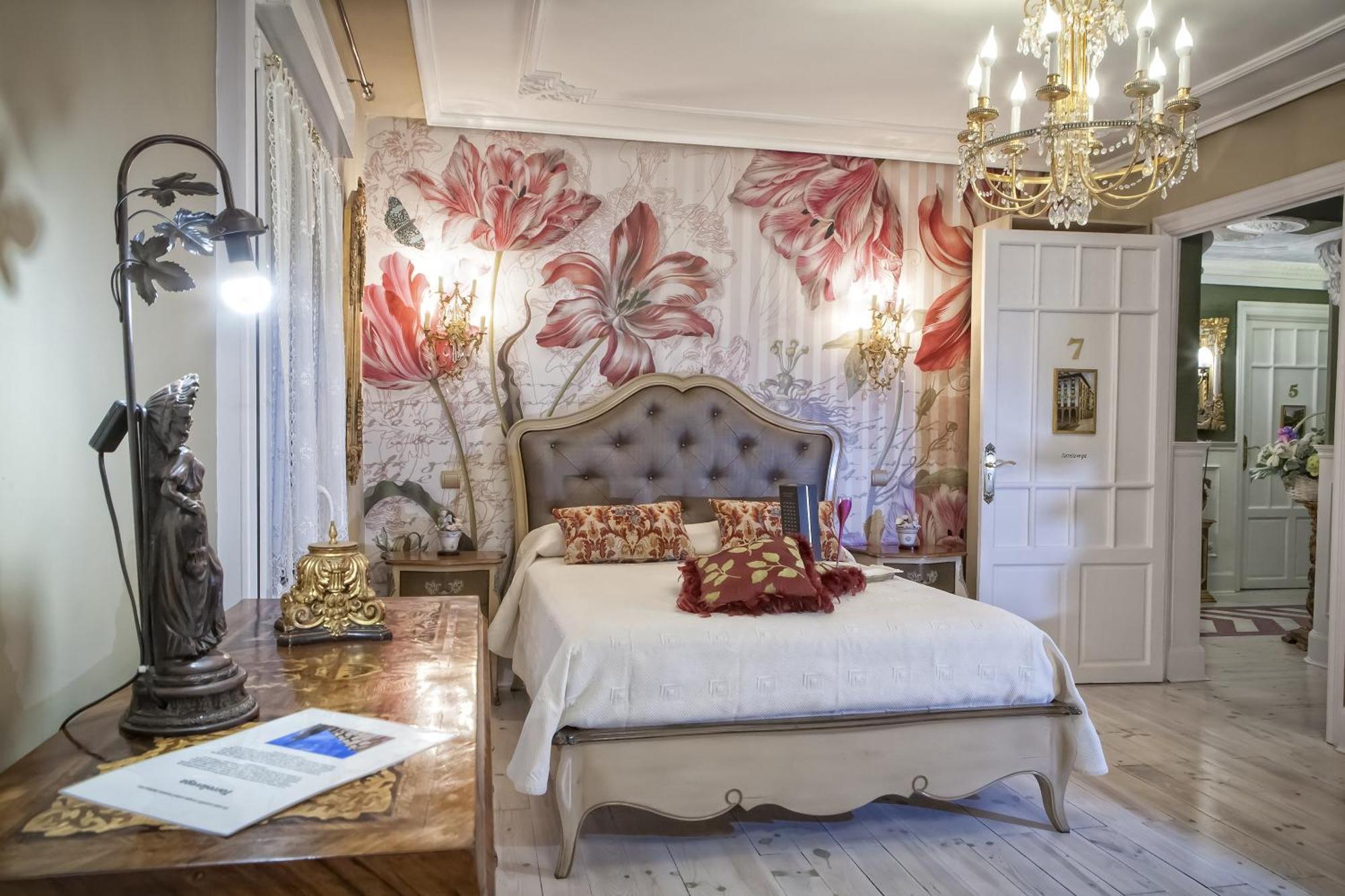 Hostal Boutique Puerta Del Sol トレラベーガ 部屋 写真