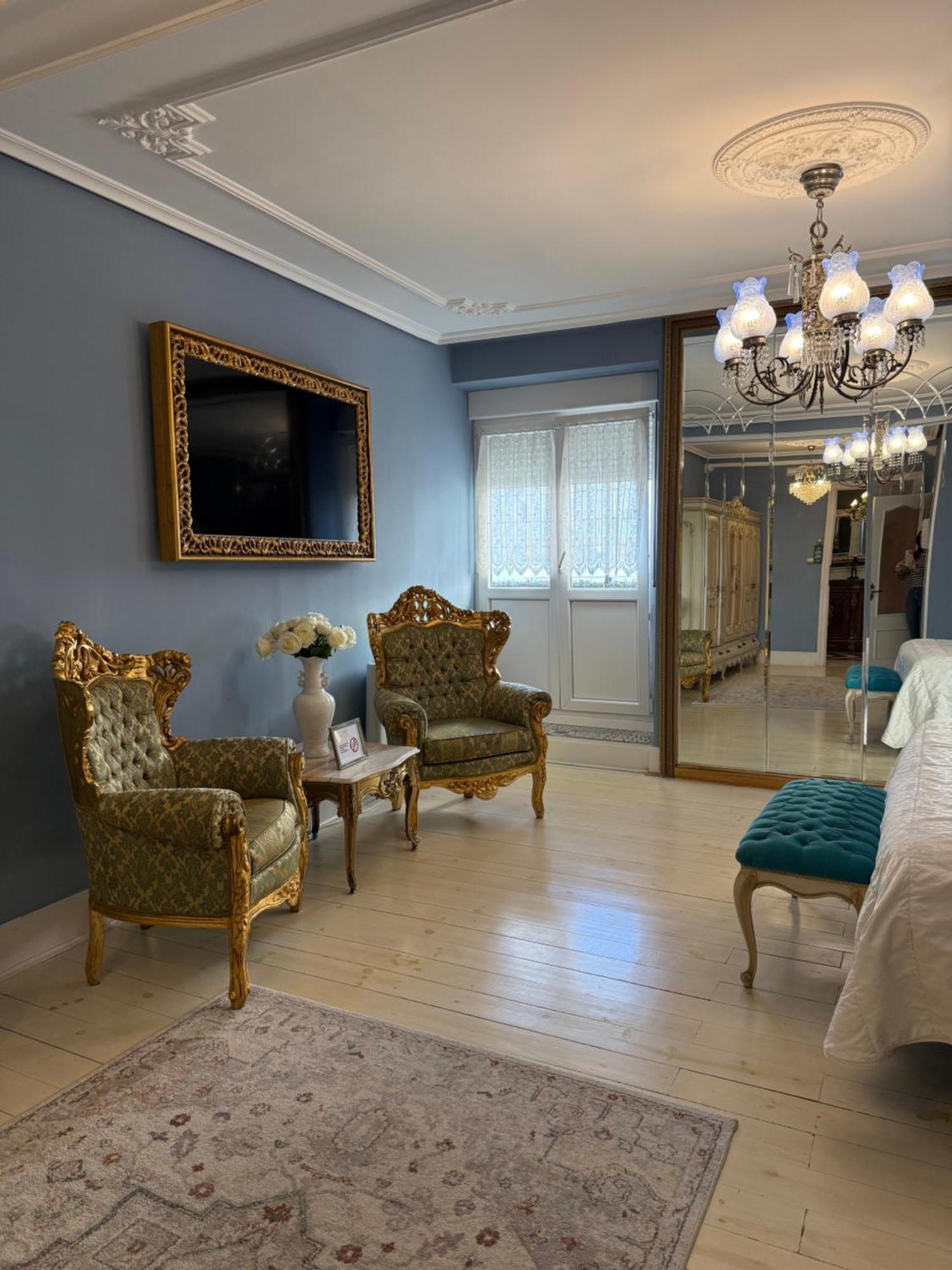 Hostal Boutique Puerta Del Sol トレラベーガ エクステリア 写真