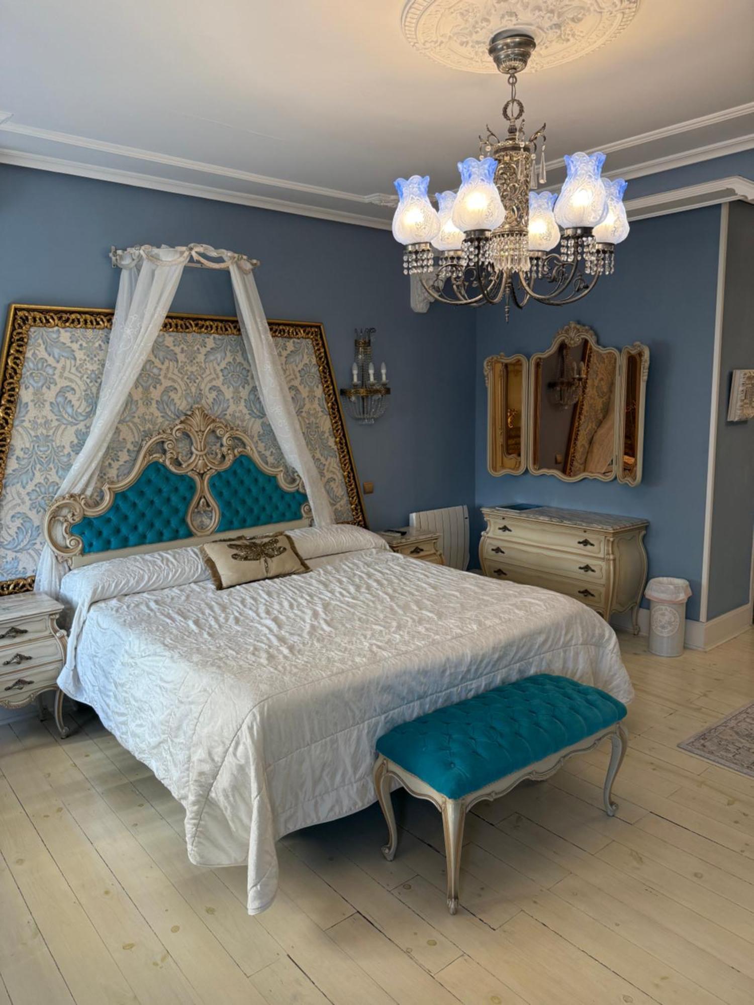 Hostal Boutique Puerta Del Sol トレラベーガ エクステリア 写真