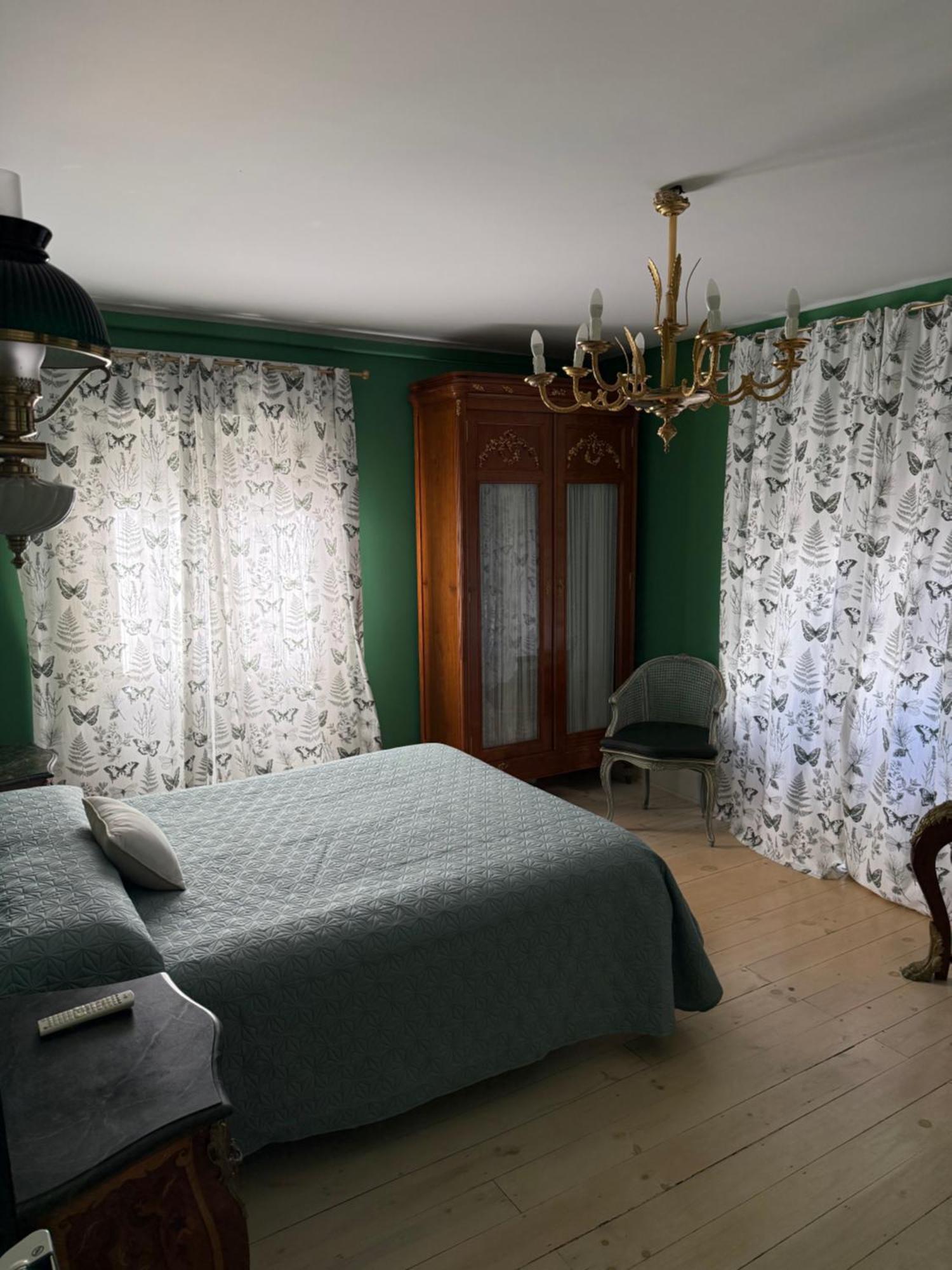 Hostal Boutique Puerta Del Sol トレラベーガ エクステリア 写真