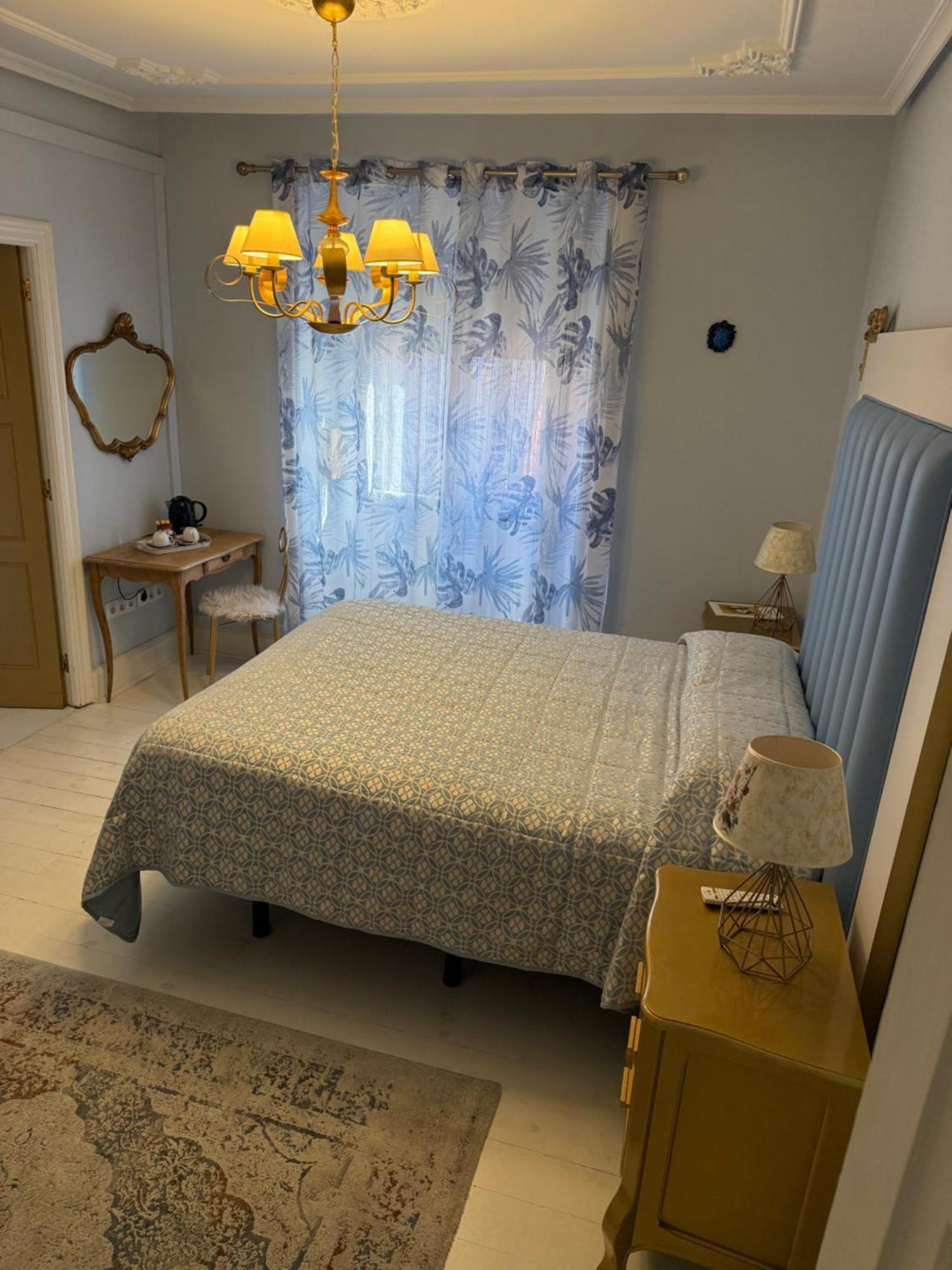 Hostal Boutique Puerta Del Sol トレラベーガ エクステリア 写真